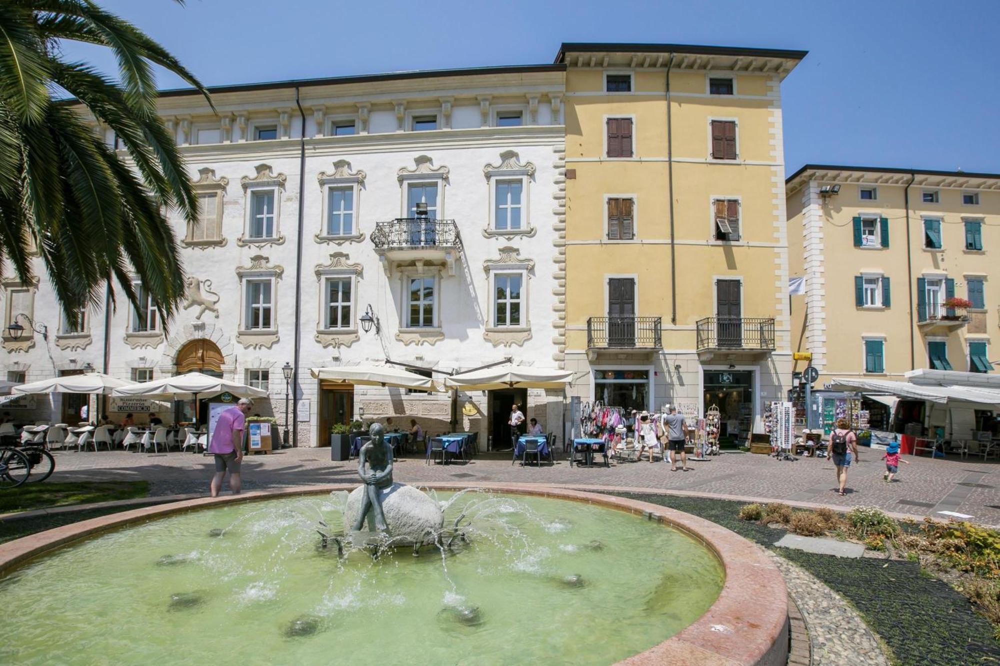 Residenza Rocca Del Lago 4 - Happy Rentals Riva del Garda Extérieur photo